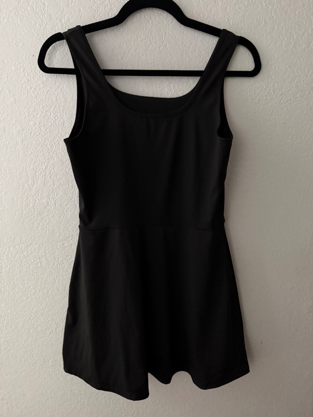Black active dress